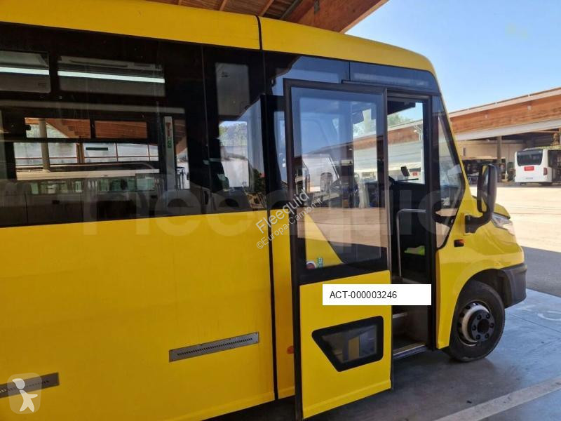 Autobús Iveco Indcar