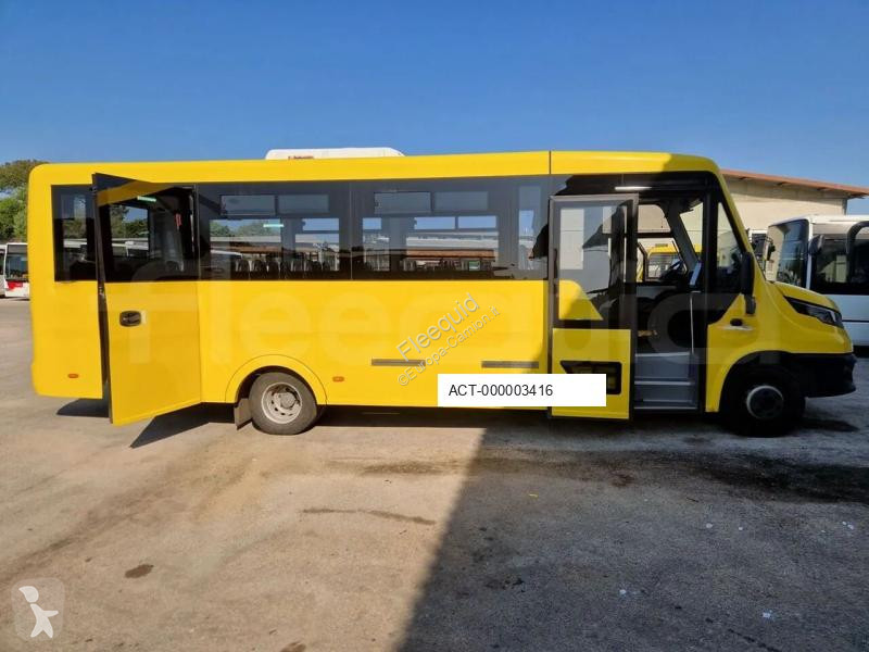 Autobussen Iveco Indcar
