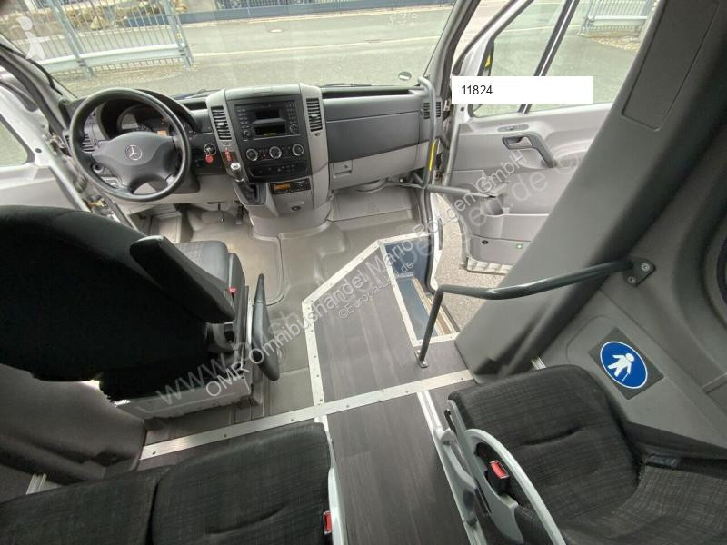 باص Mercedes 45 LL