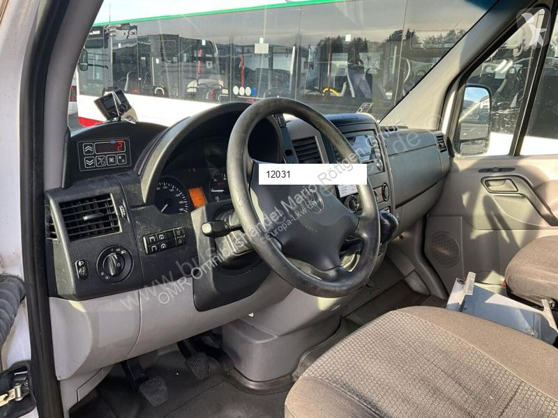 باص Mercedes