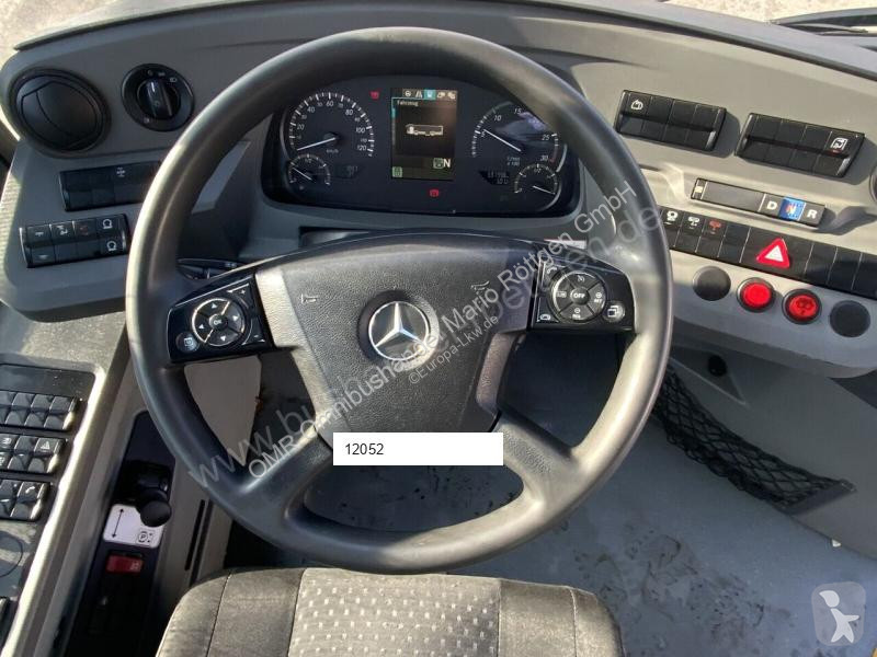 باص Mercedes O 530
