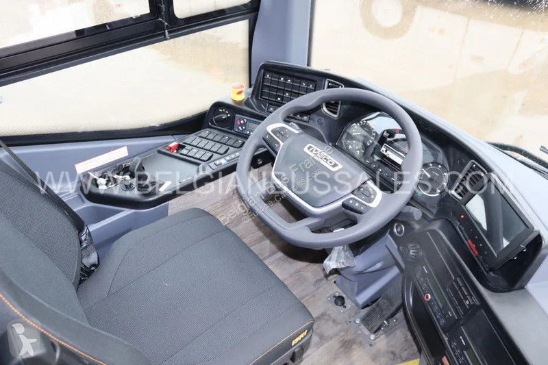 باص Iveco 12m / Rear door / 3-point seat belts...