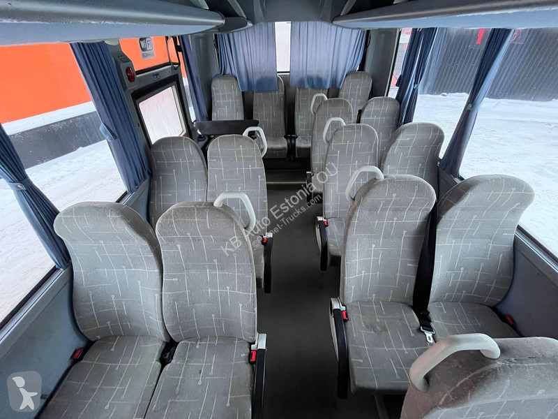 باص Isuzu Turquoise 36 SEATS / AC