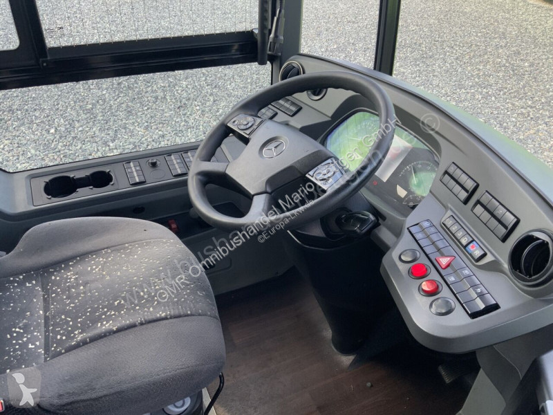 Autobussen Mercedes O 530 LE