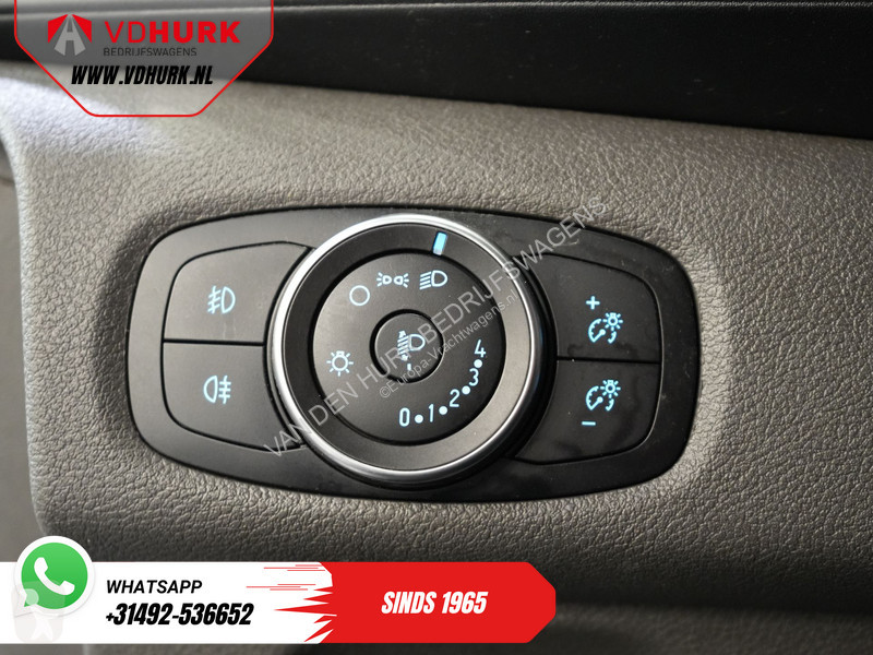 عربة نفعية Ford Tourneo 2.0 TDCI €28.352,-...
