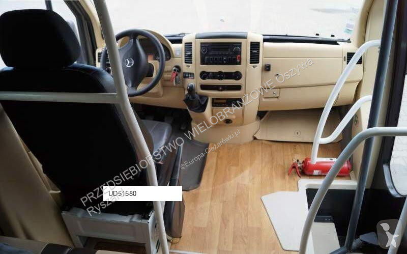 باص Mercedes SPRINTER 519 INTEGRALIA