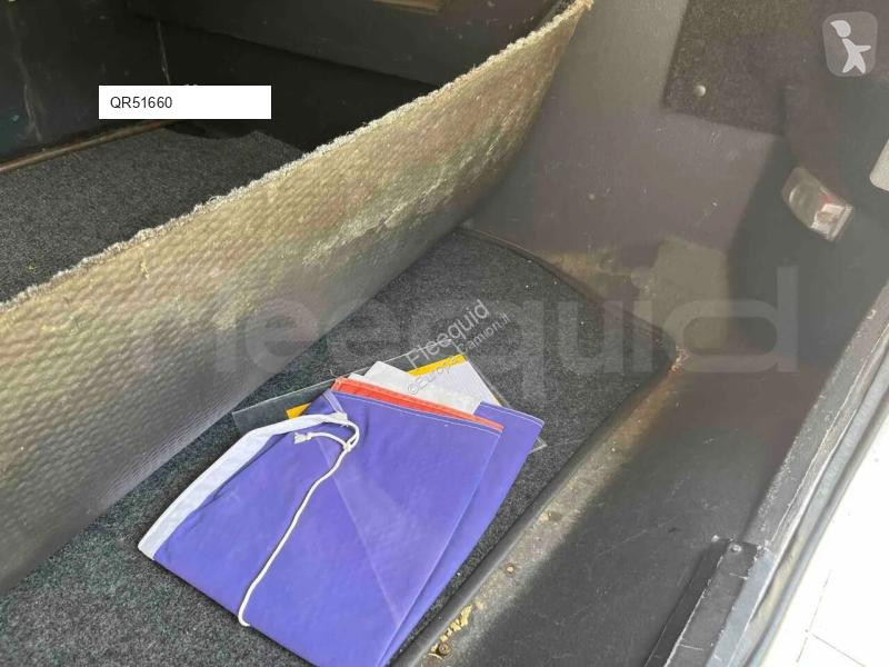 باص Iveco Unvi Compa