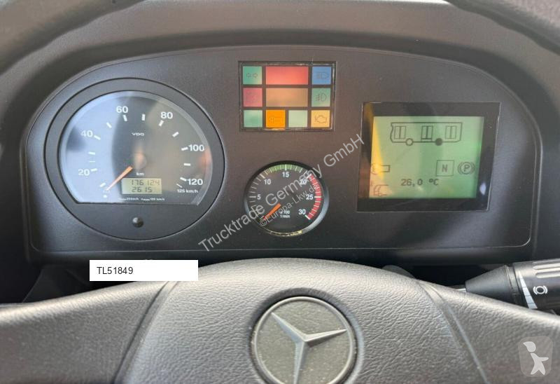 باص Mercedes Linienbus