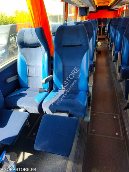 Autobussen Van Hool 916