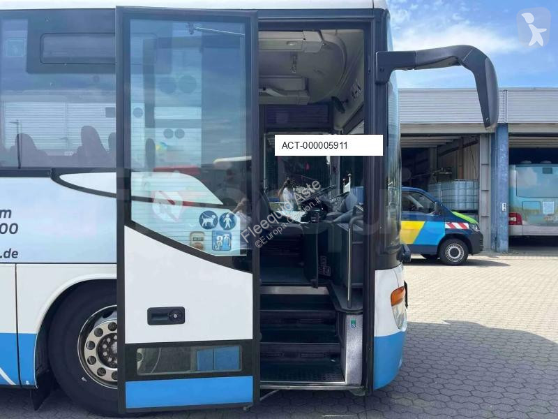 Autóbusz Setra S412