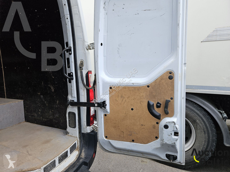 Buss Renault Multicab
