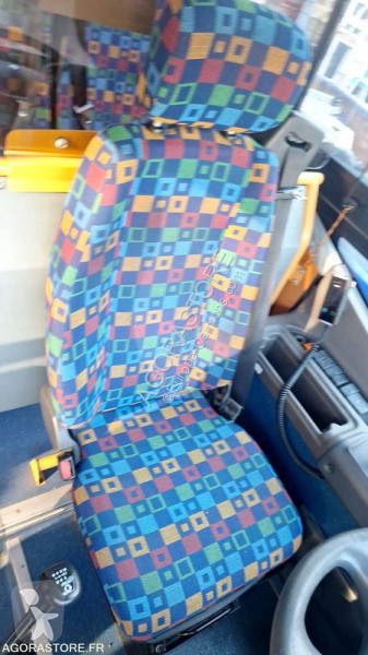Autobús Irisbus RECREO