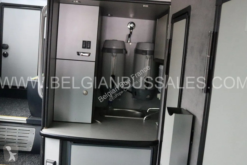 Autobussen Neoplan Skyliner L New Model / P06 /...