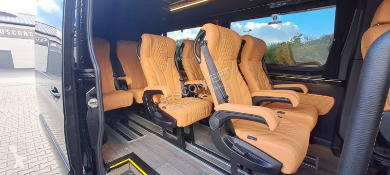 Autobus Mercedes 319 7+2