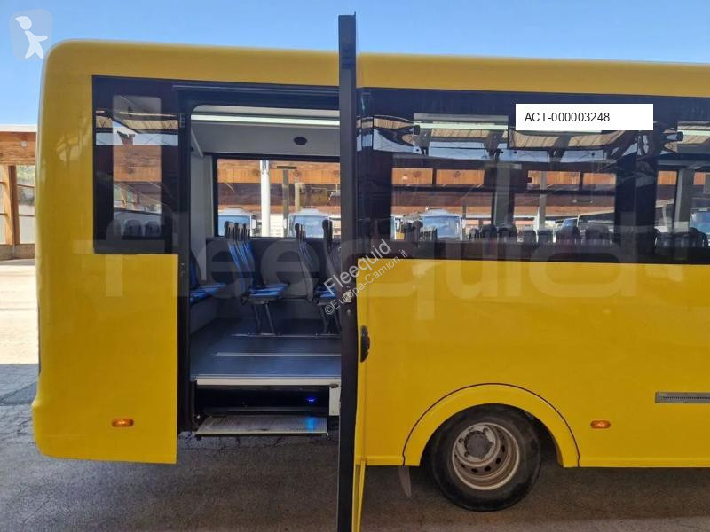 Veicolo commerciale Iveco Indcar