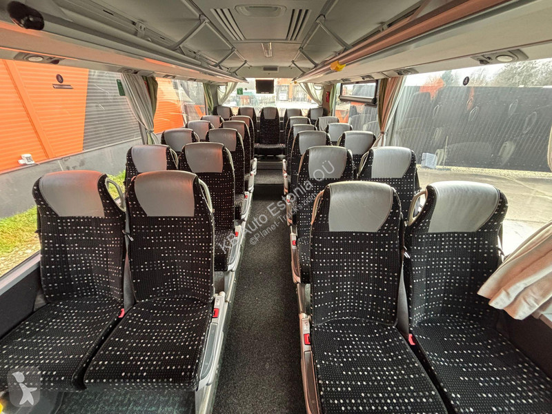 باص Mercedes M 4x2 49 SEATS / AC / WC /...