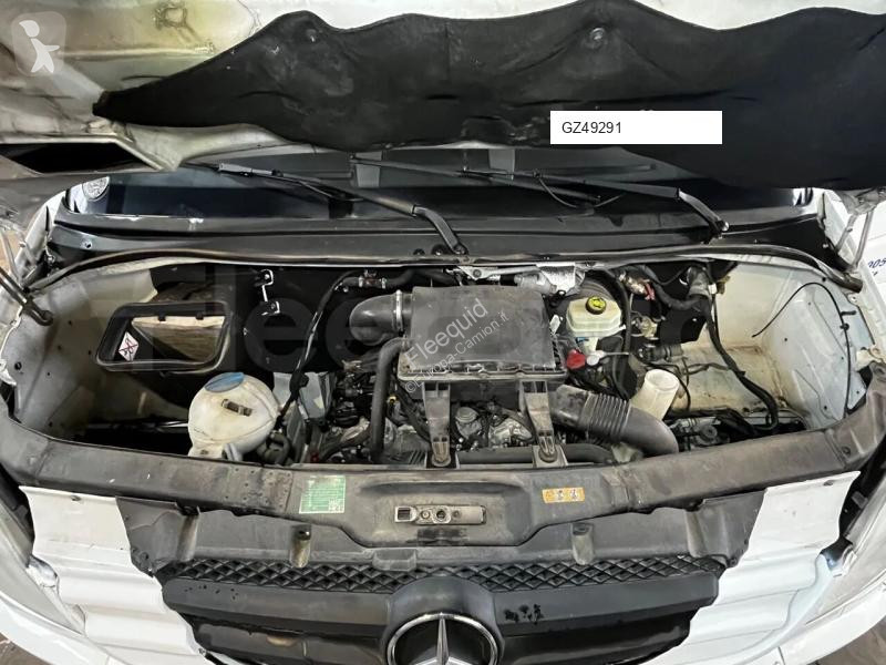 باص Mercedes