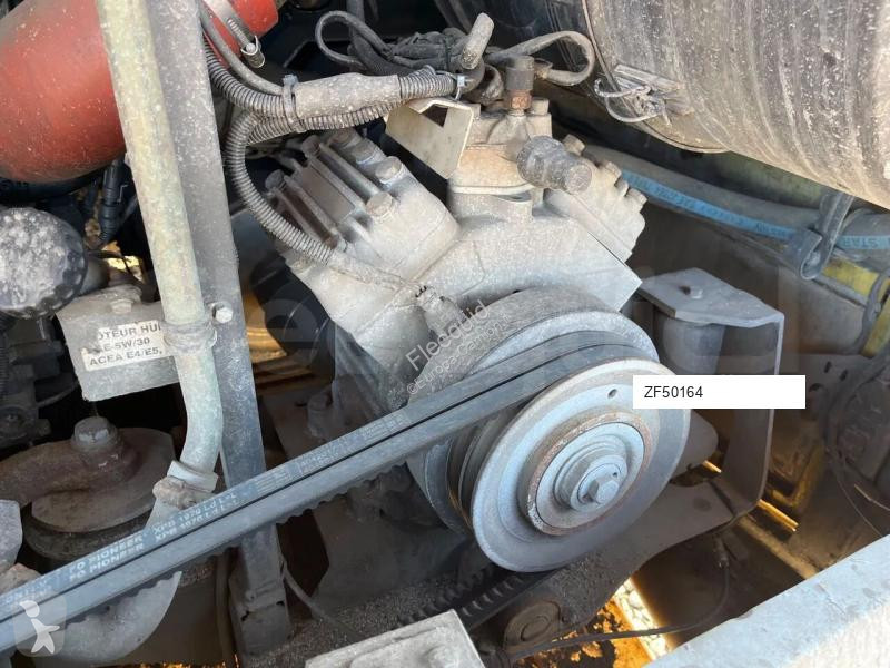 باص Iveco Recreo