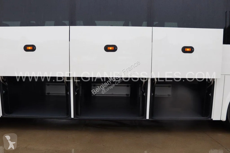 باص Iveco 12m / Rear door / 3-point seat belts...