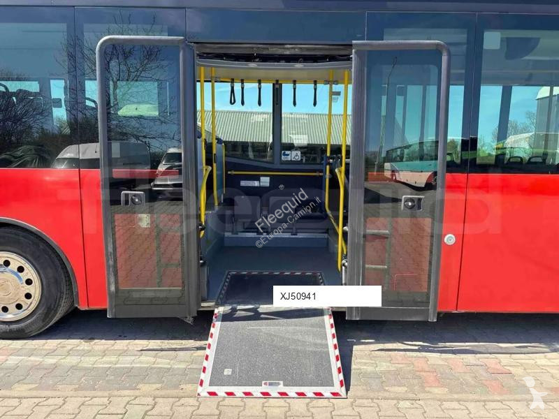 باص Iveco