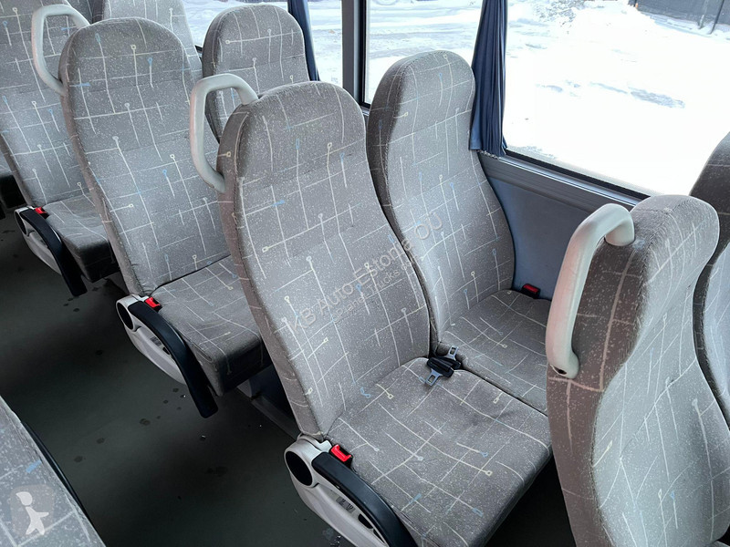 باص Isuzu Turquoise 36 SEATS / AC