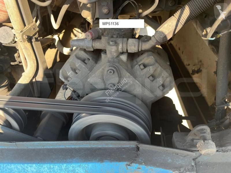 باص Iveco 389