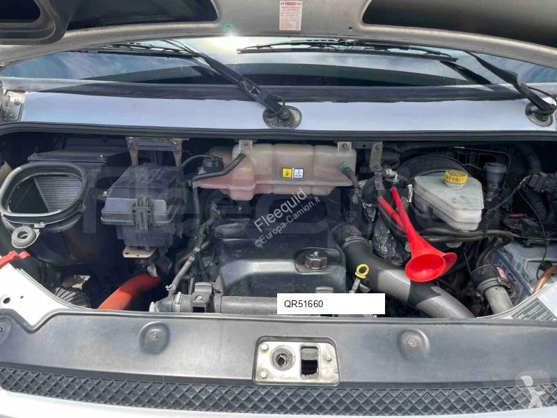 باص Iveco Unvi Compa