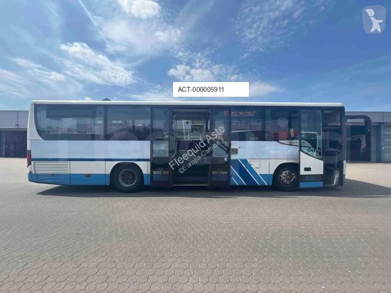 Autóbusz Setra S412