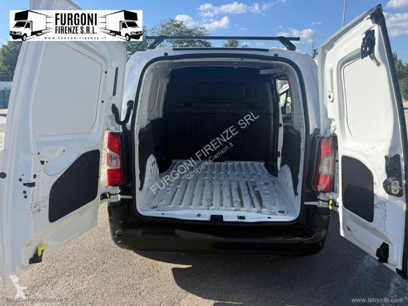 Autobus Peugeot BlueHDi 100 PC Furg. Pro