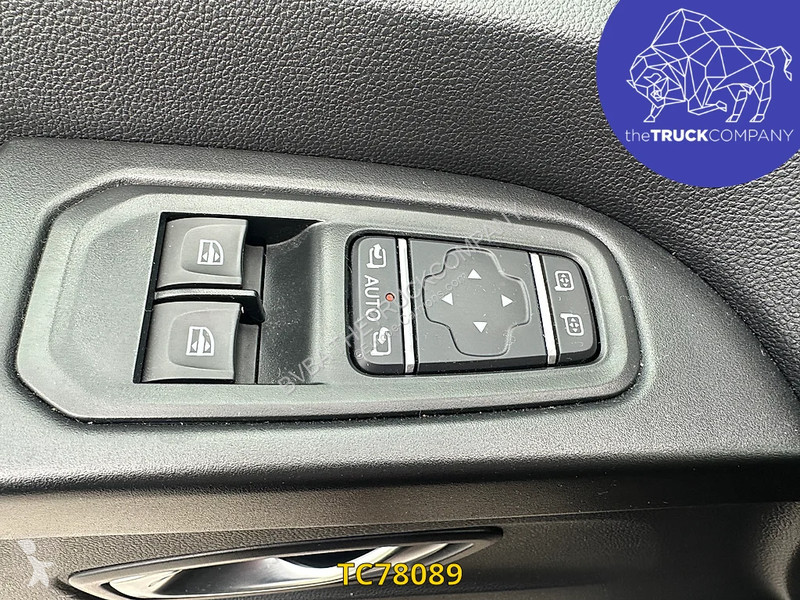 Užitkové vozidlo Nissan 2.0 DCI - MINIBUS - 9...