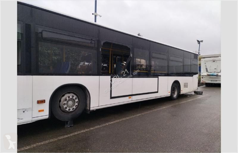 Autobuz Mercedes