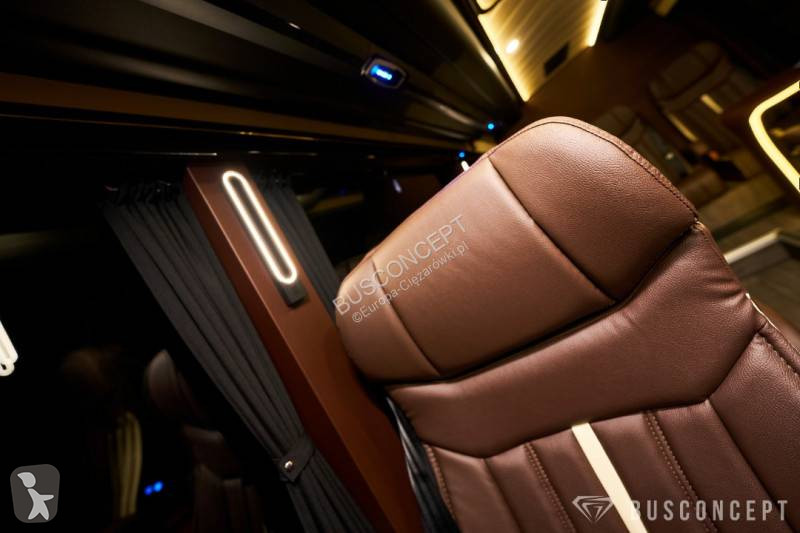 Autobuz Mercedes 519 VIP 11+1+1