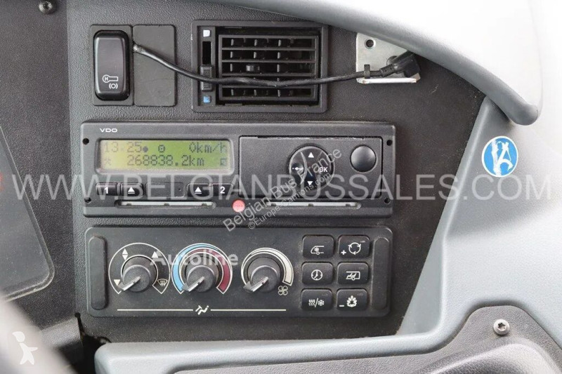 باص Mercedes L / 13.3m / Manueel
