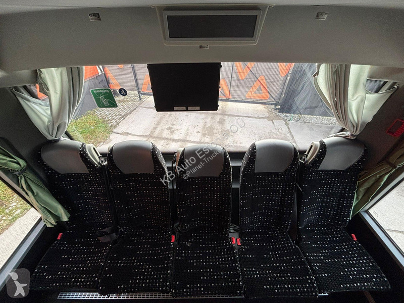 باص Mercedes M 4x2 49 SEATS / AC / WC /...