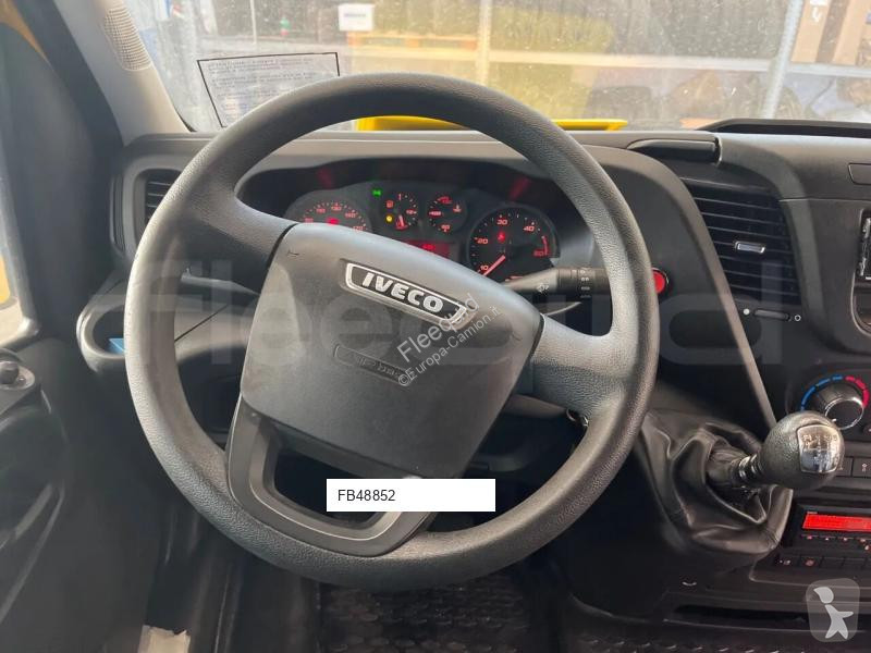 Междуградски автобус Iveco Daily