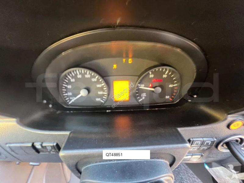 باص Mercedes
