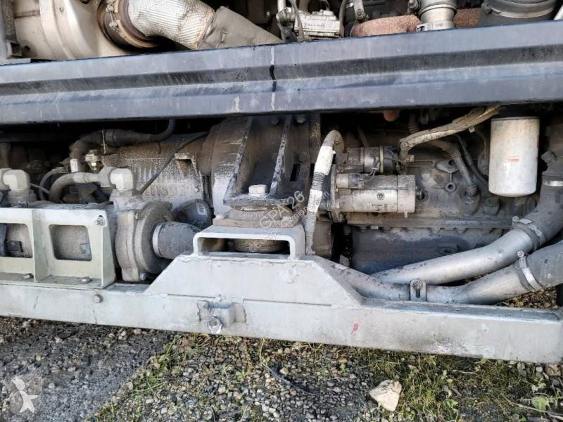باص Isuzu NOVOCITI
