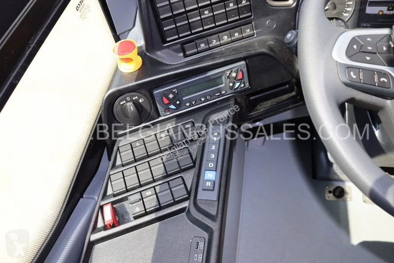 باص Iveco 13m Pop / Double middle door / Lift /...