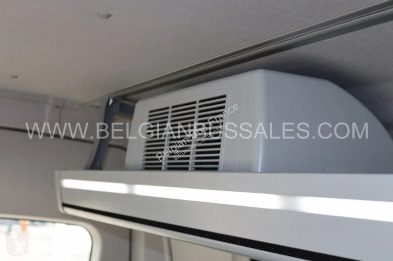 Véhicule utilitaire Iveco Line / NEW / Airco /...