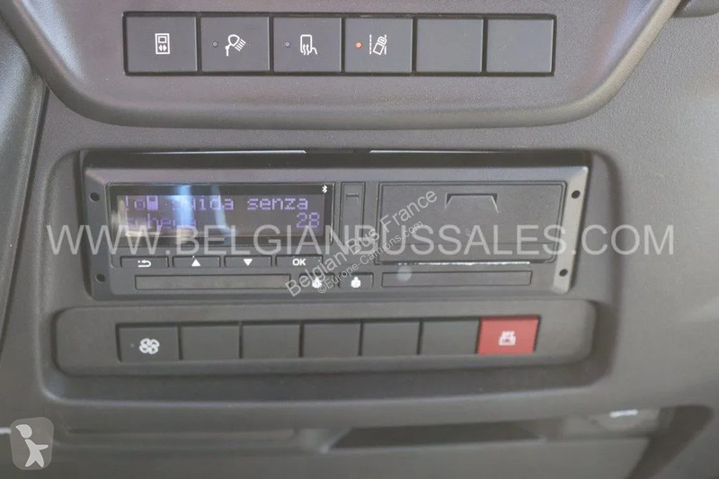 Furgoneta Iveco Line New / 10 X UNITS / 65C18H8...