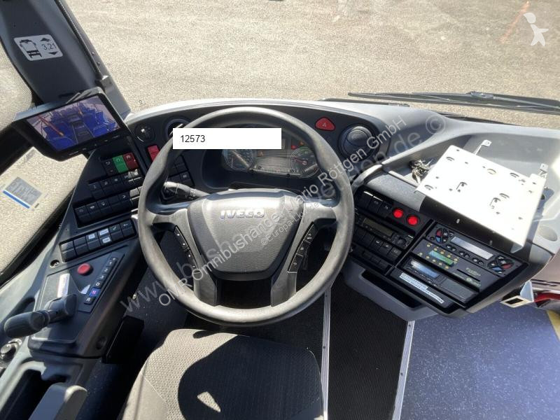 باص Iveco LE