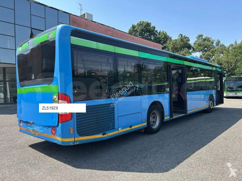Autobús Mercedes