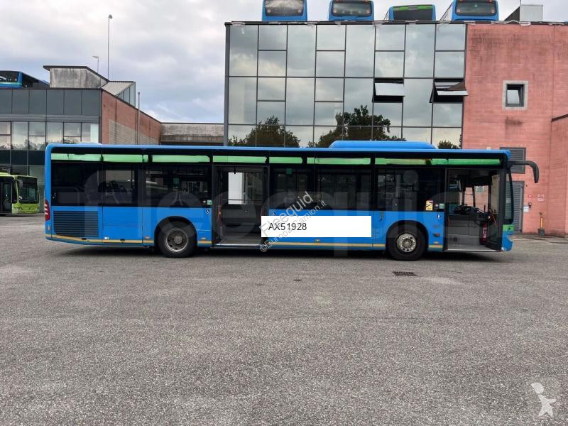 Autobús Mercedes