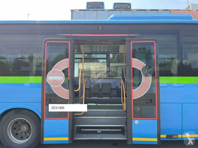 باص Iveco