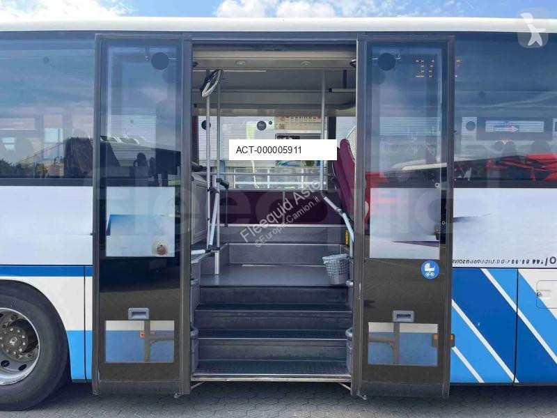 Autóbusz Setra S412