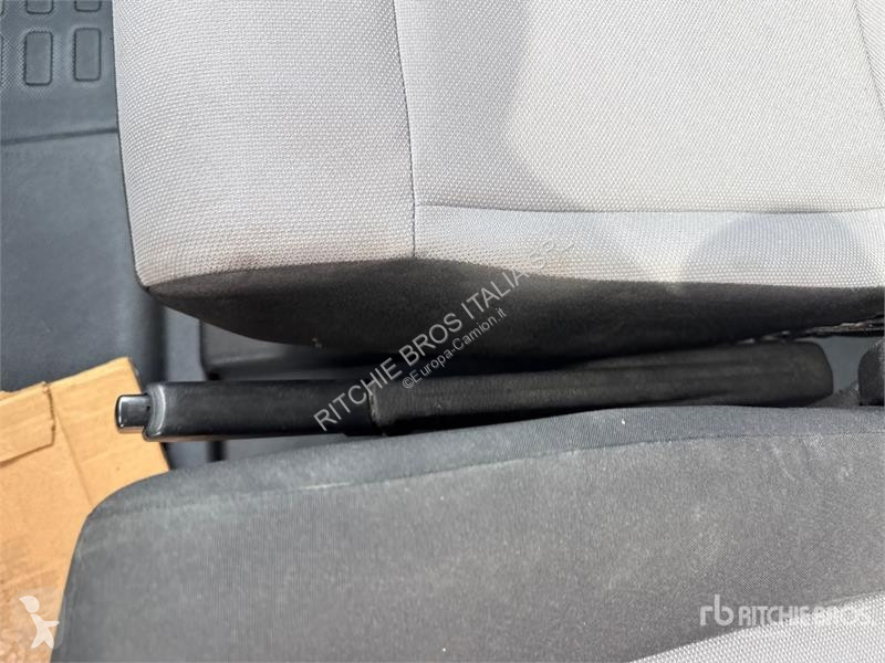 Veículo utilitário Peugeot 1.6 BlueHDI Premium...