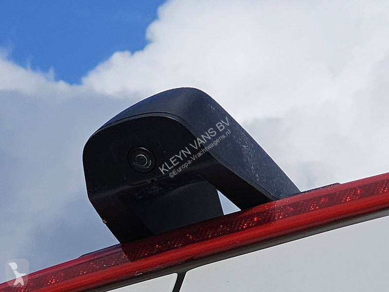 Véhicule utilitaire Mercedes 314 9 persoons LED...
