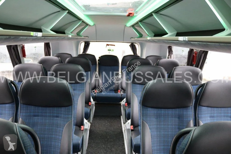 Autobussen Neoplan Skyliner L New Model / P06 /...