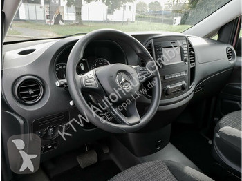Užitkové vozidlo Mercedes 114...