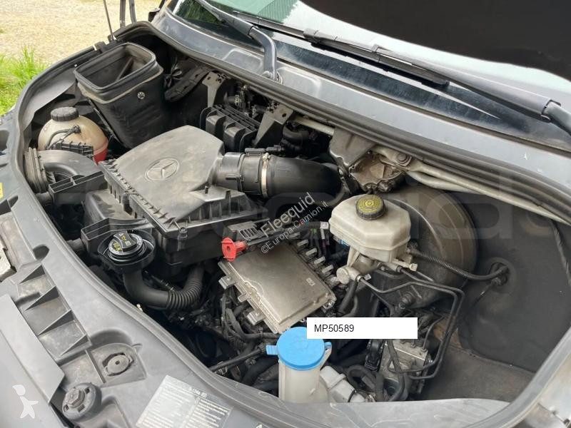 Лекотоварен автомобил Mercedes